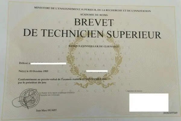 Obtenez un Diplôme Officiel en Ligne — Sans Examen, Rapide et 100% Discret